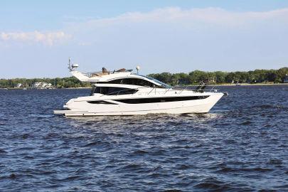 2017 Galeon 430 Skydeck