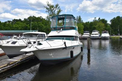 1994 Silverton 312 Sedan Cruiser