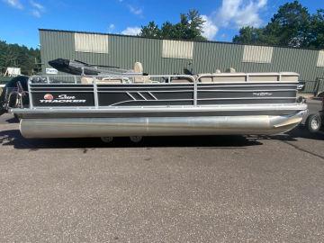 2022 SunTracker Party Barge 24DLX