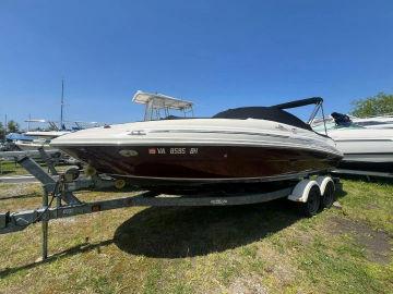 2006 Sea Ray 220 Bowrider