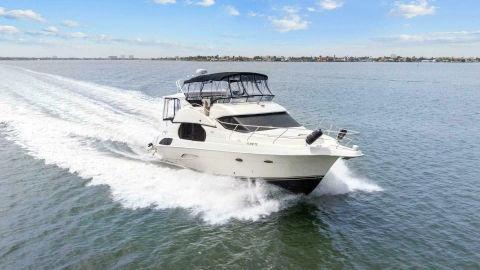 2002 Silverton 43 Motor Yacht