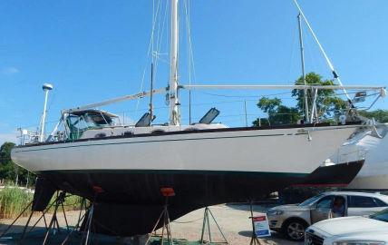 1976 Heritage Yacht Intrepid 35