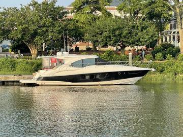 2013 Cruisers Yachts Cantius