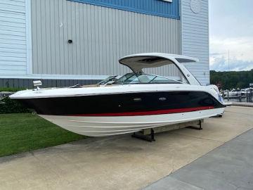 2023 Sea Ray SLX 310 Outboard