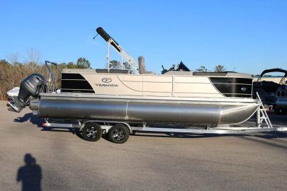 2023 Veranda Luxury Pontoons VR 22 RC Luxury