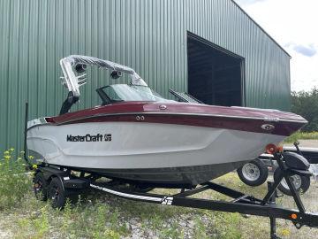 2024 MASTERCRAFT XT22T