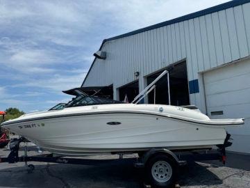 2018 Sea Ray 190 SPX