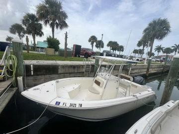 2023 Cobia 22 Center Console