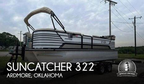 2021 SunCatcher Elite 322C Saltwater Series