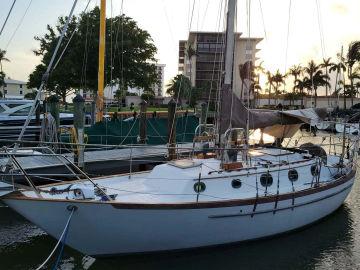 1988 Pacific Seacraft Sloop