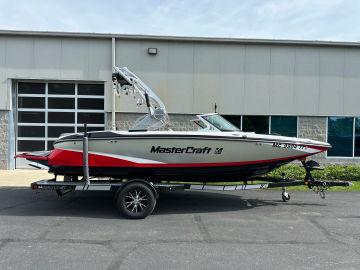 2015 MasterCraft X2