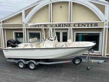 2024 BOSTON WHALER 210 MONTAUK