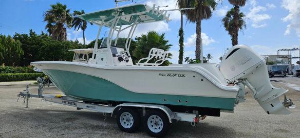 2018 Sea Fox 248 Commander