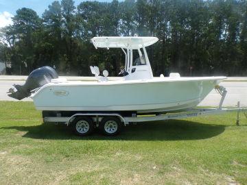 2024 SEA HUNT 229 ULTRA