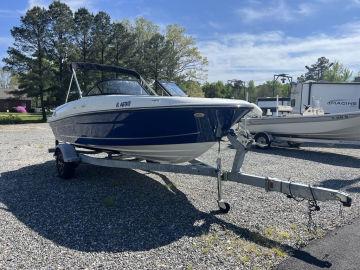 2022 Bayliner VR4 Bowrider - Outboard