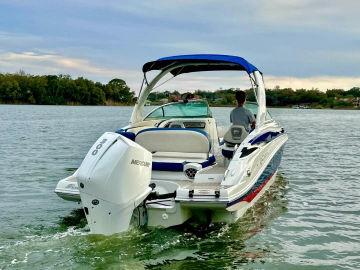 2021 Crownline 27'