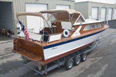 1969 Lyman 30' Express Cruiser