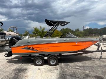 2019 Bayliner 210 EL