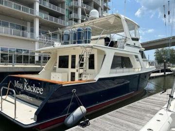 2001 Offshore Yachts Pilothouse