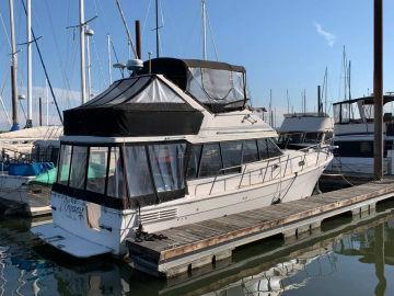 1990 Bayliner 3288 Motor Yacht