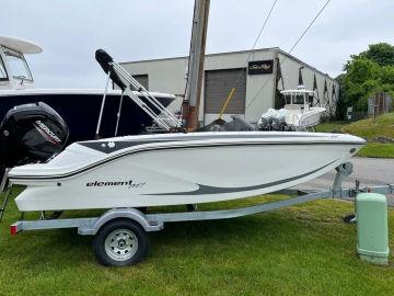 2023 Bayliner Element M17