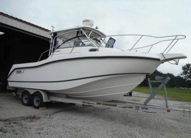 2009 Boston Whaler 255 Conquest