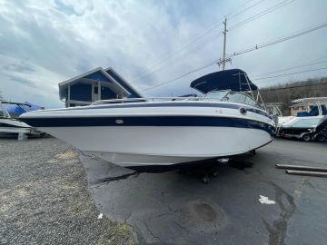 2004 Crownline 270 BR