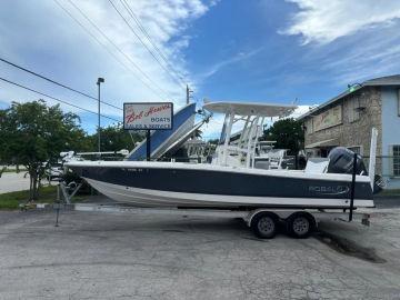 2020 Robalo 246 Cayman