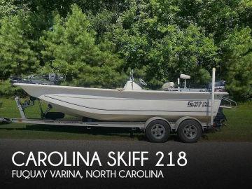 2010 Carolina Skiff 218DLV