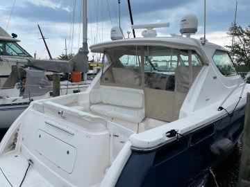 2008 Tiara Yachts 4300 Sovran