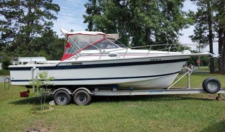 1989 Luhrs Alura 27