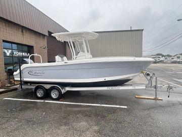 2021 Robalo R242EX