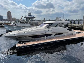 2015 Sea Ray 470 Sundancer