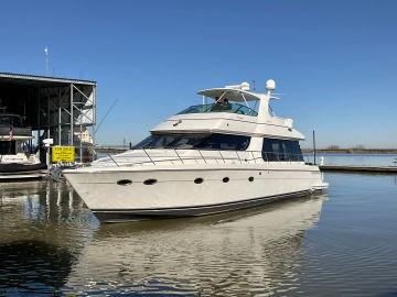 2005 CARVER YACHTS 57 Voyager