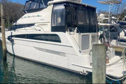 2006 Carver 43 Motor Yacht