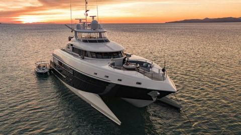 2005 New Zealand Yachts Wave Piercer