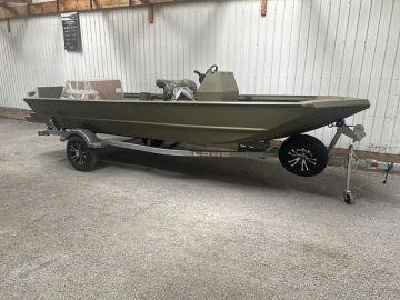 2023 Lowe Boats RX1860 CC