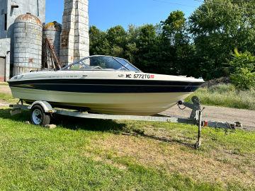 2005 Bayliner 180 BR