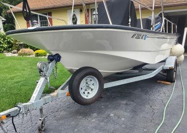 2005 Boston Whaler 170 Montauk