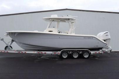 2024 Cobia Boats 301 CC