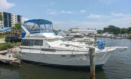 1987 Bayliner 3870