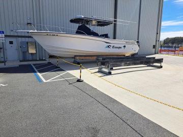 2000 Grady-White 306 Bimini