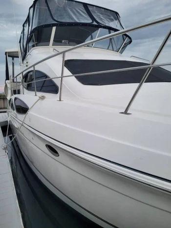 2006 Cruisers Yachts 385 Motoryacht