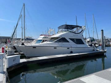 1999 Bayliner 3988 Command Bridge Motoryacht