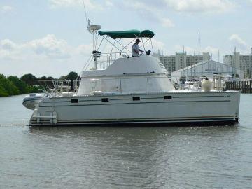 2003 PDQ 34 Power Catamaran