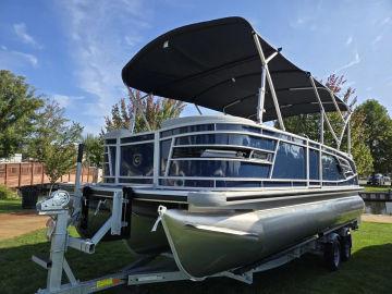 2024 Godfrey Pontoons AquaPatio 235 ULC