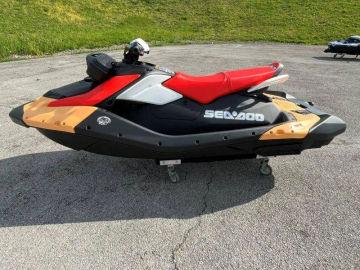 2024 Sea-Doo Spark for 3 Rotax 900 ACE-90 CONV with iBR and Audio