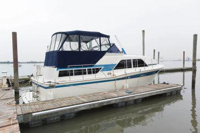 1984 Chris-Craft 350 Catalina