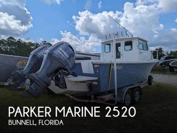 2023 Parker Marine 2520 XLD Sport Cabin