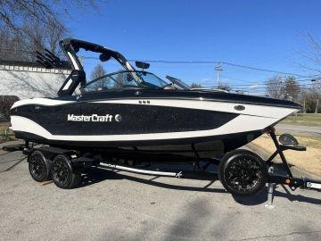 2023 MasterCraft X22